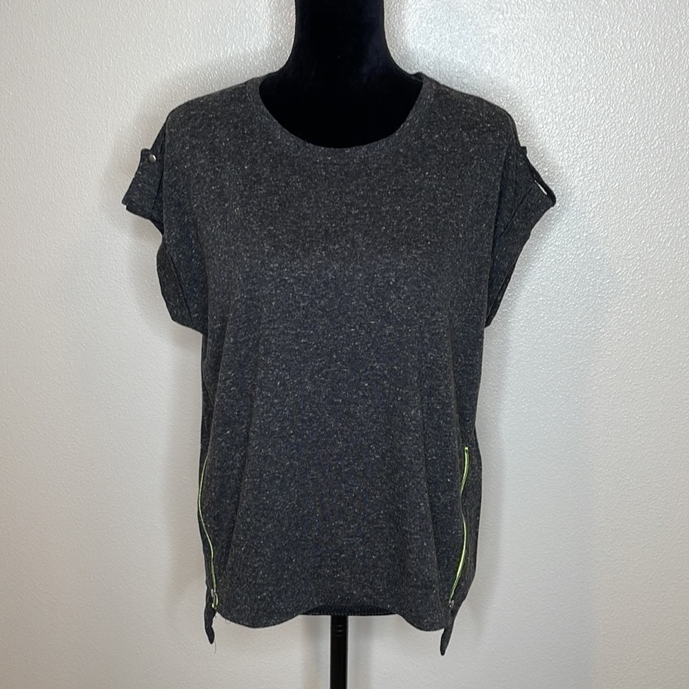 Forever 21 Gray Casual Top Side Zippers Medium
